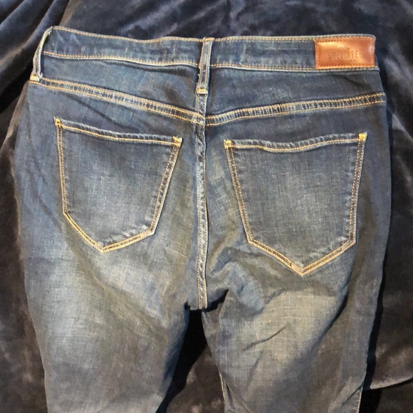 Hollister Jeans - Picture 3 of 3